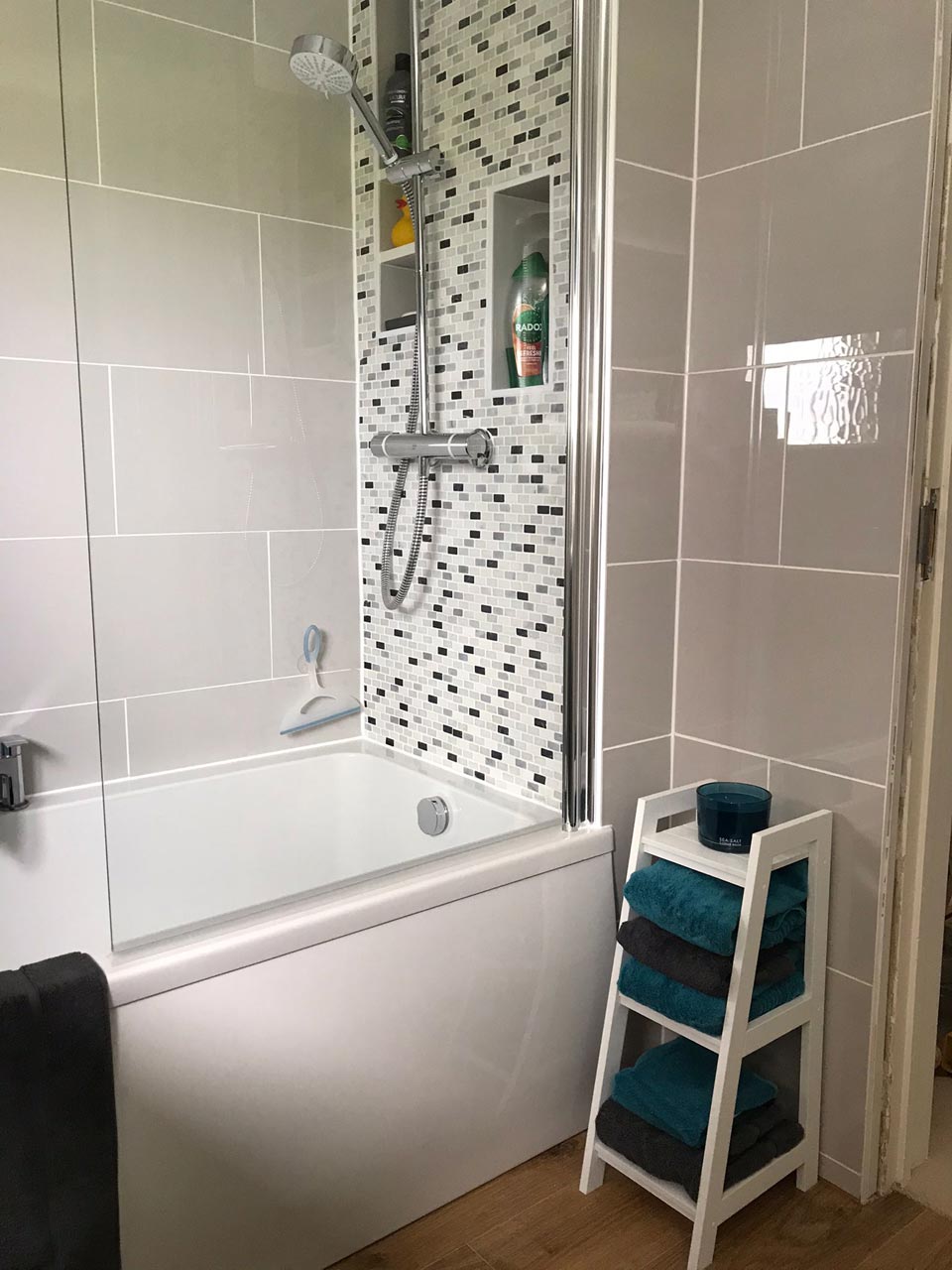 New Bathroom Fit Ground Floor Flat in Highcliffe - After - Emerald Builders Ltd Bournemouth Poole Christchurch Dorset